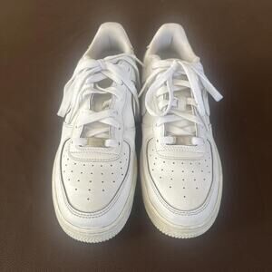 Size 7 Youth (GS) - Nike Air Force 1 LE Low Triple White